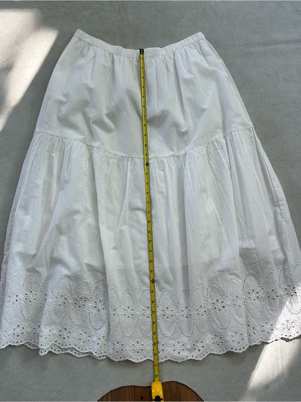 GAP Factory White Eyelet-Trim Midi Skirt with Scalloped Hem - Picture 4 of 6